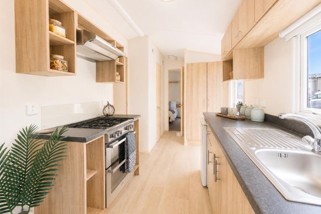 Willerby Salsa, Birchington Vale Holiday Park, Shottendane Road, Birchington photo 3