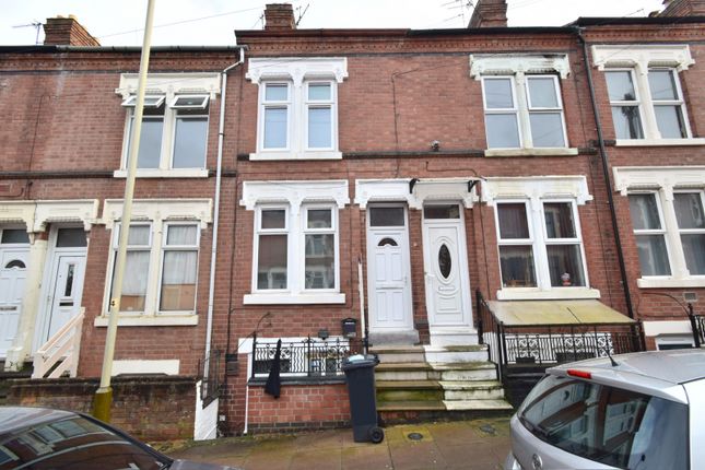 Flat for sale in Halstead Street, Spinney Hill