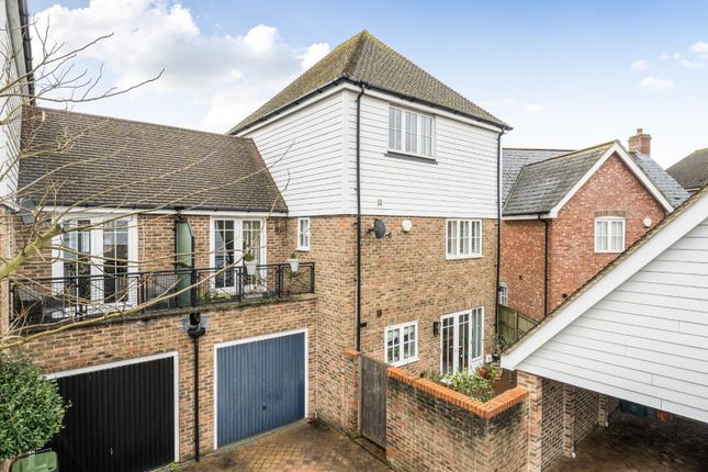 3-bed house on 29, Ames Way, West Malling, £475,000