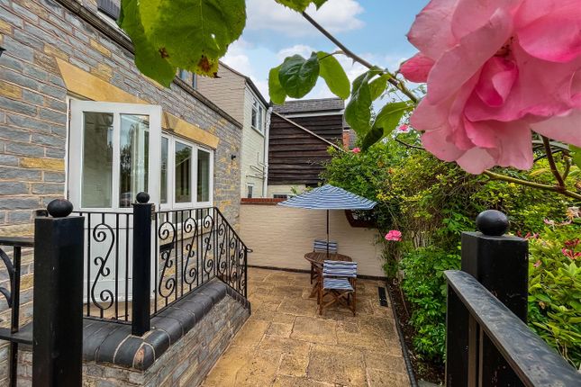 Wharf Lane, Stratford-upon-Avon photo 5