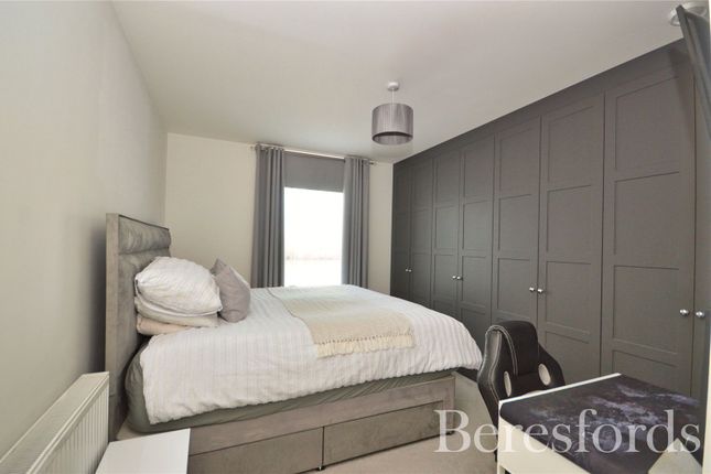 Thumbnail Flat for sale in Ypres Place, Dagenham