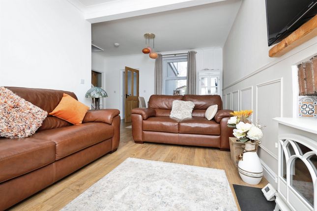 43, New Road, Swansea photo 4