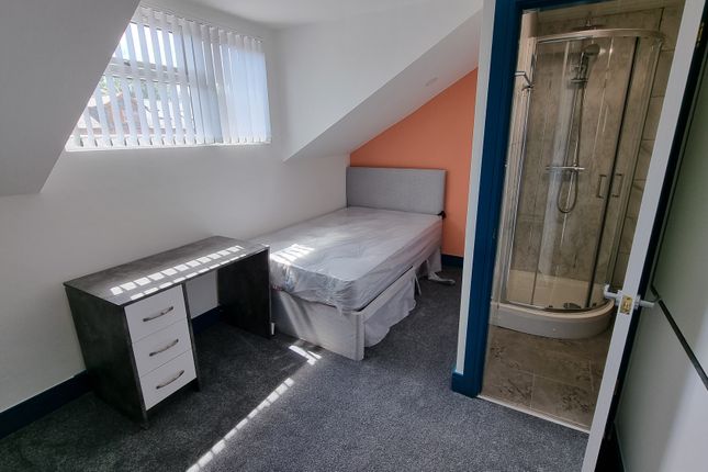 Shared accommodation to rent in Luton Road, Birmingham