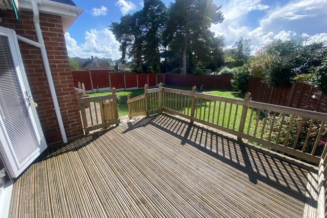 Rodgett Crescent, Sandford, Near Wareham photo 4