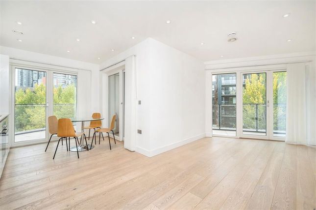 Wenlock Road, London photo 2