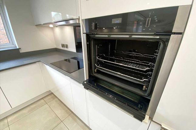 2, Stockwell Close, Nottingham photo 5
