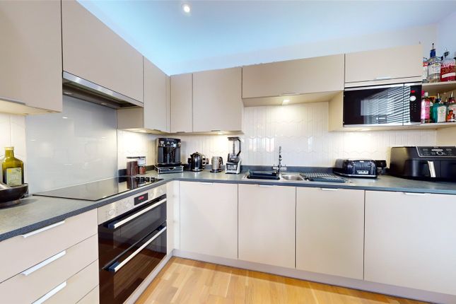 Flat for sale in 1 Lockgate Mews, New Islington, Manchester