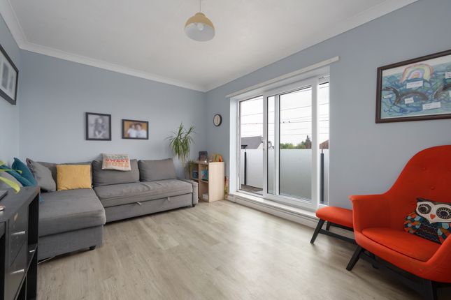 3 Bridgefield Court, Whistable photo 4