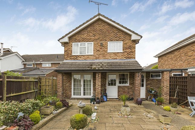 Detached house for sale in Hawthorn Close, Wallingford