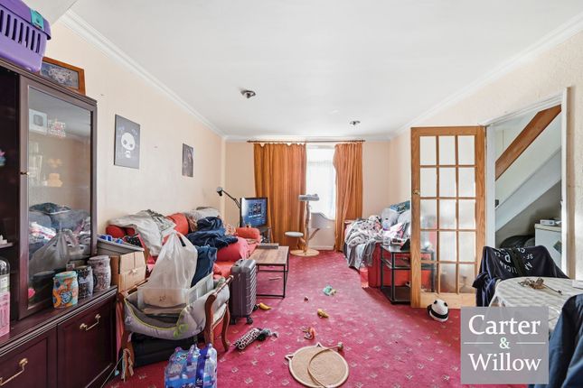 51, Neasham Road, Dagenham photo 4
