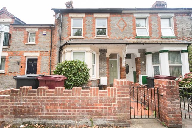 Room to rent in Brigham Road, Reading
