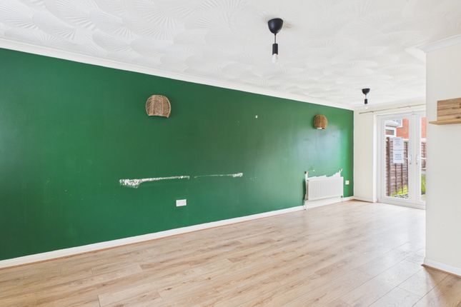 4, Hazelwood Drive, Bridgwater photo 3