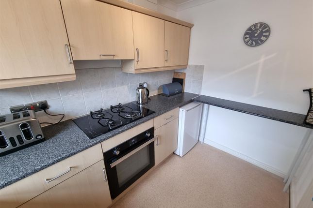 12, Uplands Close, Crook photo 2