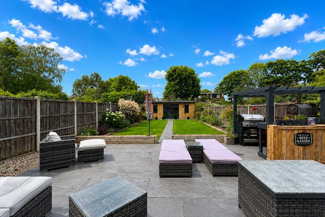 27, Branksome Avenue, Hockley photo 3