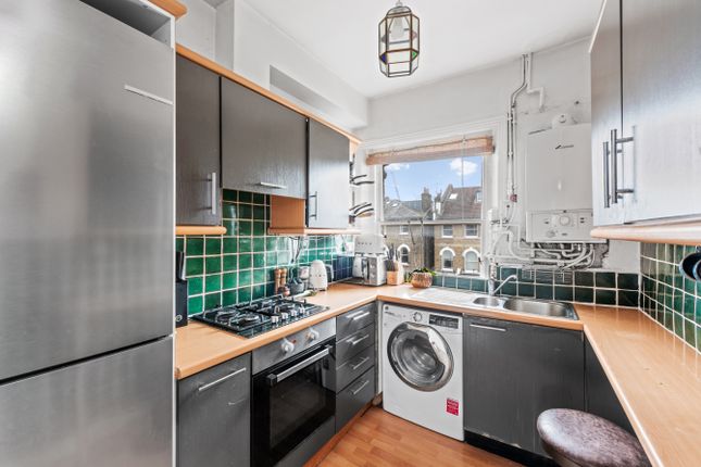 16d, North Villas, London photo 4