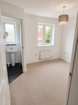 Halcrow Avenue, Dartford photo 2