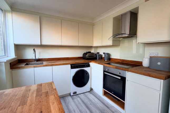 2 Beech Road, Southampton photo 3