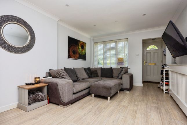 31, Martin Way, Woking photo 3