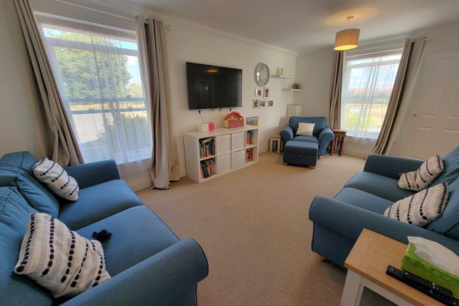 18, Kentons Road, Bramford, Ipswich, Suffolk, IP8 photo 2