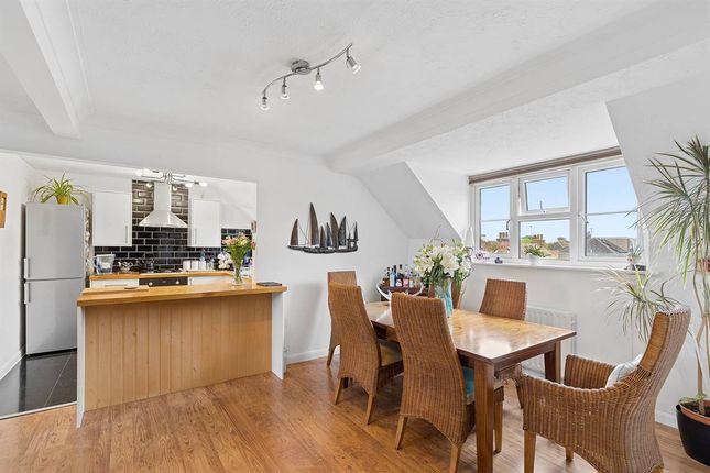 5 Robin Court, 157 Tankerton Road, Whitstable photo 4