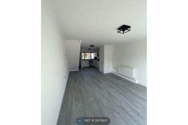 Seagull Road, Rochester photo 3