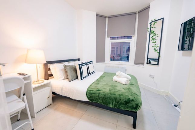 Flat 1, Inverness Place, Cardiff photo 5