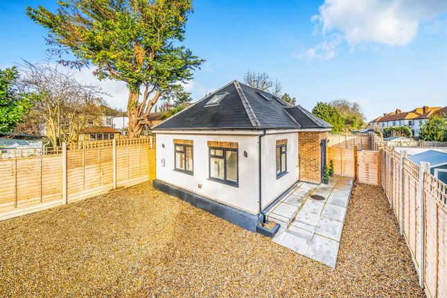 Thumbnail Bungalow to rent in Emerald Close, Shepperton