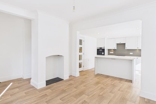 Leonards, Highgate Hill, Cranbrook photo 3