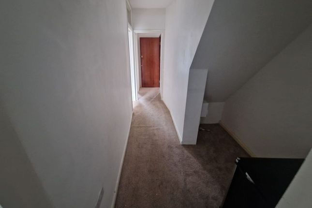Wellington Street, Luton photo 5