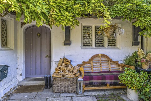 Monks Cottage,, Ferry Lane, Marlow photo 2