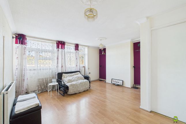 Flat 7, Mary McArthur House, Picardy Street, Belvedere photo 2