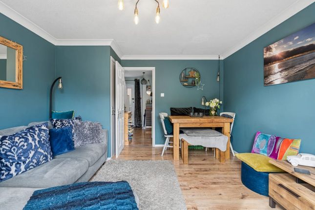 18, Pavilion Way, Amersham photo 4