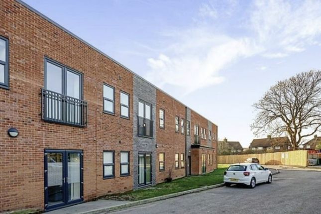 Thumbnail Flat for sale in Ash Tree Garth, Leeds