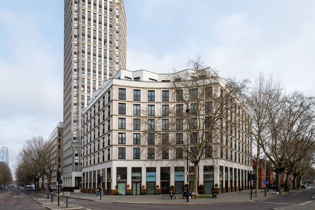 Thumbnail Flat to rent in St Georges Circus, Elephant And Castle, London