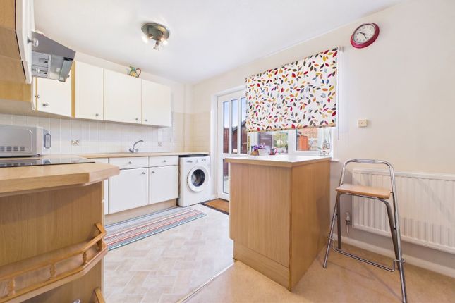 12, Eden Way, Wokingham photo 4