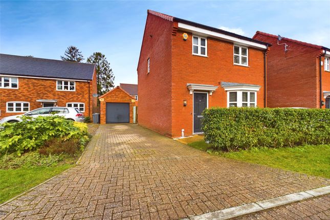Detached house for sale in Greenacre Place, Newbury, Berkshire