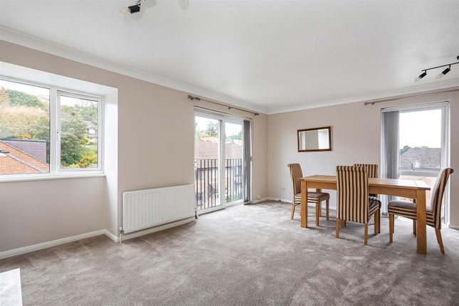 19 Oakhill Lodge, Reedham Drive, Purley photo 3