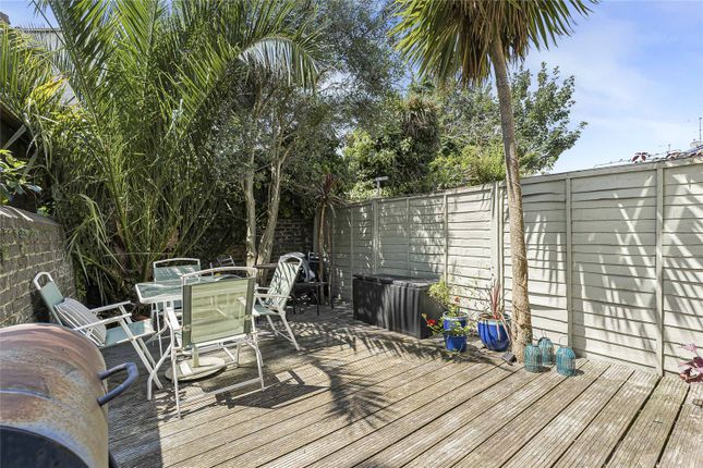 58A,, Waverley Road, Plumstead photo 2
