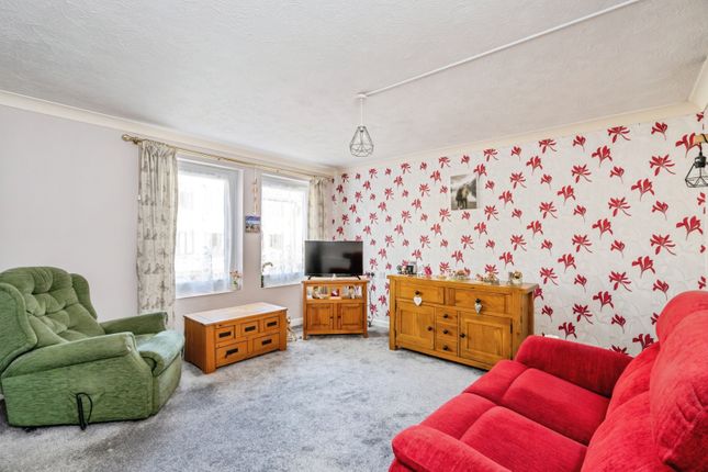 Flat 15, Claremont Court,, Campbell Road, West Sussex photo 4