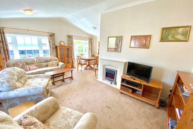 10 Wickham Court, Blackhouse Lane, Fareham photo 4