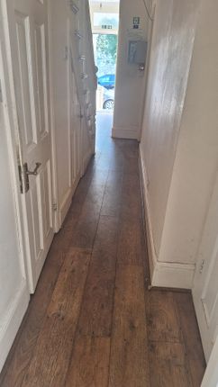 22, Whitworth Road, London photo 4