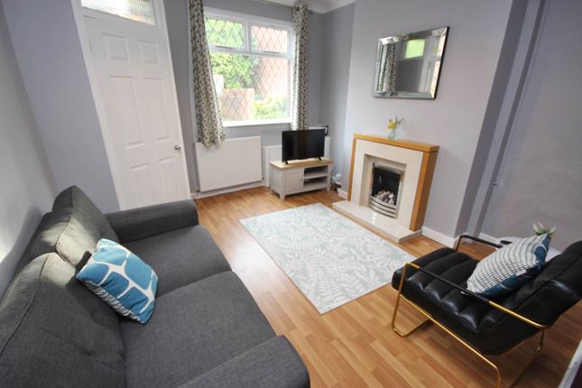 111a, Crab Lane, Manchester photo 2