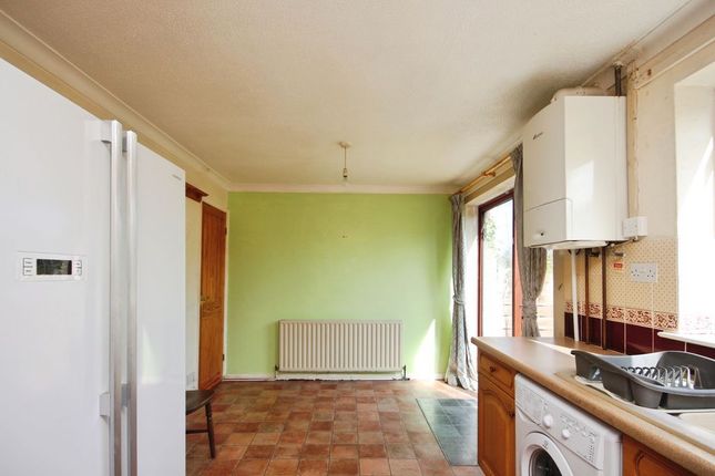 12, Eastfield Road, Keelby photo 4
