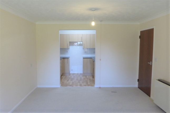 138, Havenvale, Coppins Road, Clacton-On-Sea photo 3