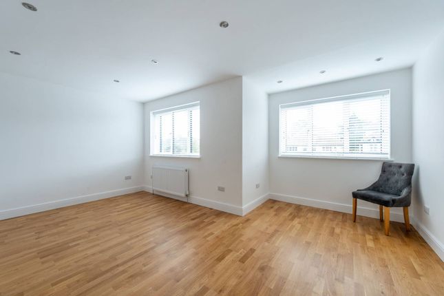 Detached house to rent in Ullswater Crescent, Kingston Vale, London