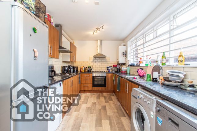 Flat B, 24, Annesley Grove, Nottingham photo 2