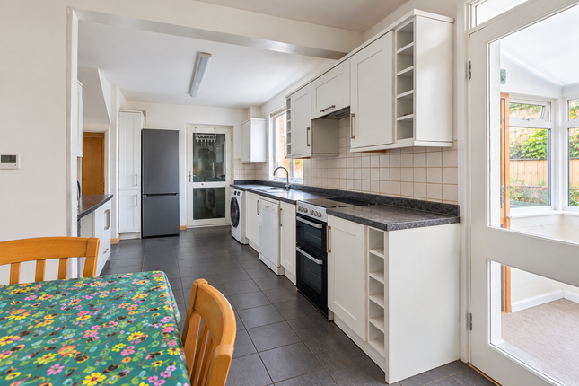 63, Queensway, Melksham photo 4