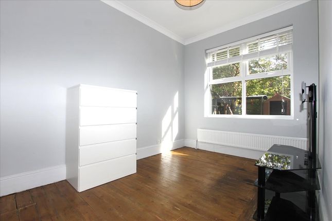 2A, Moselle Avenue, London photo 5