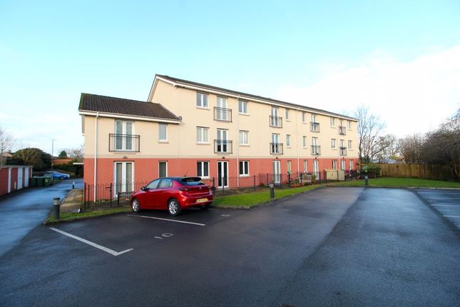 Flat for sale in Frome Court, Thornbury, Bristol