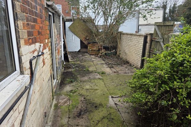 9, Love Lane, Gainsborough photo 2